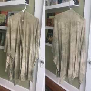 NWOT - Bodhi Drip Kimono - Willow - One Size